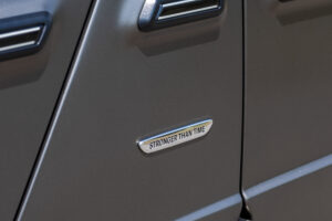 Mercedes G 400d Army Edition — detail prednej časti